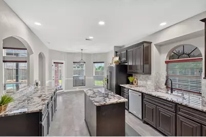 321 Vatican Hill Drive, Little Elm, TX 75068 - Photo 9