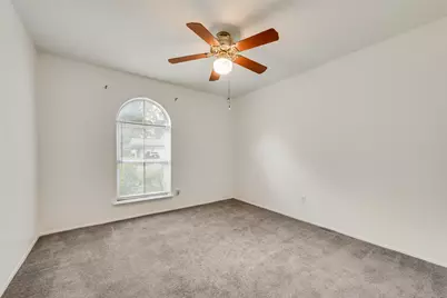 902 Dawnview Street, Arlington, TX 76014 - Photo 13