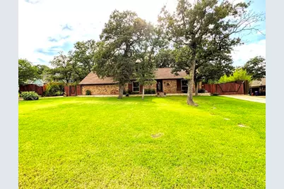 1212 Vera Lane, Kennedale, TX 76060 - Photo 1