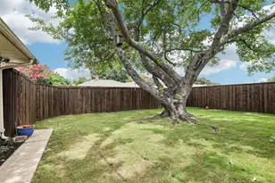1549 Oak Creek Dr, Lewisville, TX 75077 - Photo 29