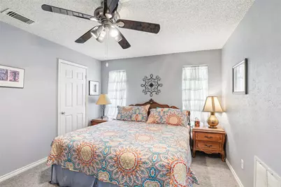 1549 Oak Creek Drive, Lewisville, TX 75077 - Photo 23