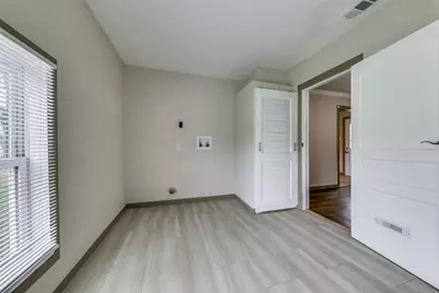 5610 Lyons Road, Garland, TX 75043 - Photo 9