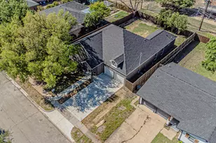 901 Bandera Ln, Garland, TX 75040 - Photo 5