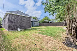 901 Bandera Ln, Garland, TX 75040 - Photo 33