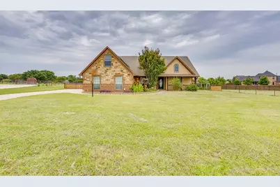155 Cornerstone Lane, Springtown, TX 76082 - Photo 1