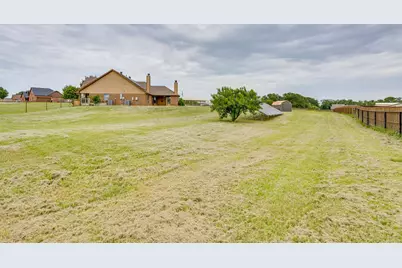 155 Cornerstone Lane, Springtown, TX 76082 - Photo 37