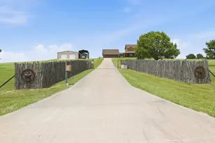 117 John Chisholm Rd, Weatherford, TX 76087 - Photo 3