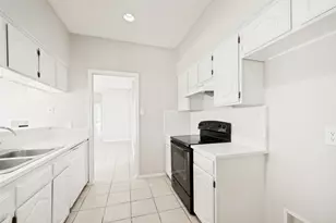 2408 Sherry St, Arlington, TX 76014 - Photo 11