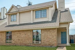 2408 Sherry St, Arlington, TX 76014 - Photo 3