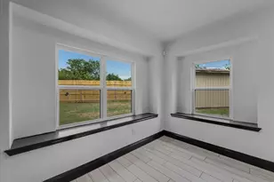 3950 Cypress Wood Ct, Fort Worth, TX 76133 - Photo 7