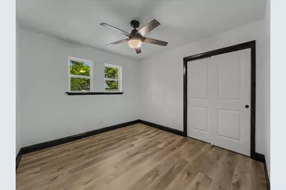 3950 Cypress Wood Court, Fort Worth, TX 76133 - Photo 19