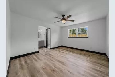3950 Cypress Wood Court, Fort Worth, TX 76133 - Photo 15