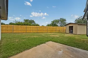 3950 Cypress Wood Ct, Fort Worth, TX 76133 - Photo 27