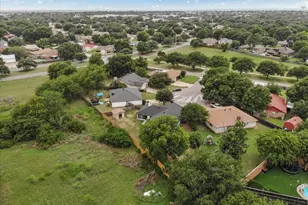3950 Cypress Wood Ct, Fort Worth, TX 76133 - Photo 31