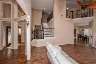 3807 Keystone Ct, Carrollton, TX 75007 - Photo 9