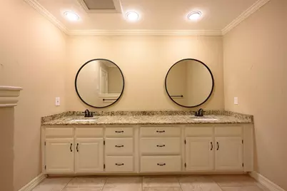 1035 Wilshire Drive, Trophy Club, TX 76262 - Photo 21