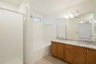 1717 Berkeley Dr, Glenn Heights, TX 75154 - Photo 11