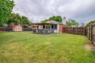 1717 Berkeley Dr, Glenn Heights, TX 75154 - Photo 25