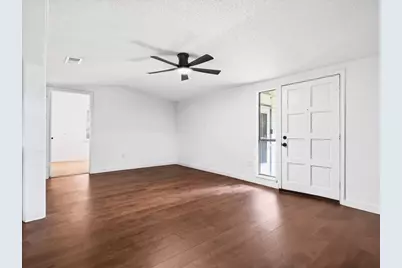 215 Folly Beach Drive #B, Lake Dallas, TX 75065 - Photo 7