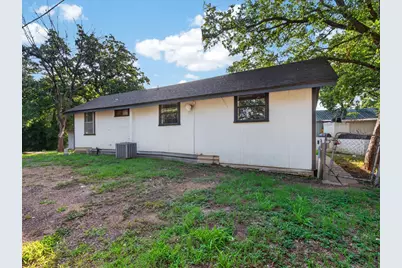 215 Folly Beach Drive #B, Lake Dallas, TX 75065 - Photo 15