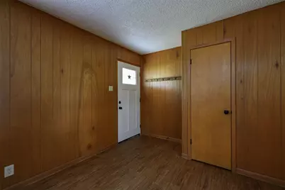 820 N Avenue A, Springtown, TX 76082 - Photo 13