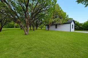4703 Gooseberry Trail, Granbury, TX 76048 - Photo 11