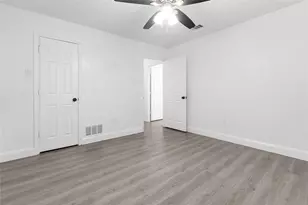 4128 Woodenrail Ln, Irving, TX 75061 - Photo 13
