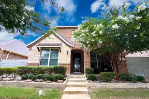 717 10th St, Argyle, TX 76226 - Photo 3