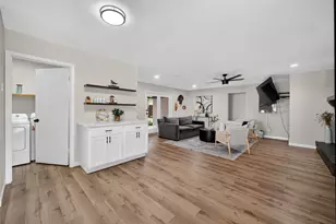 3919 Ridgeoak Way, Farmers Branch, TX 75244 - Photo 9
