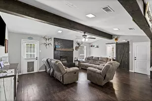 224 Crockett, Hewitt, TX 76643 - Photo 5