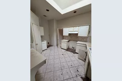 608 Prairie Gulch Drive, Fort Worth, TX 76140 - Photo 13