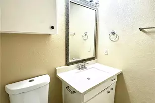 13357 Kit Ln, Dallas, TX 75240 - Photo 17