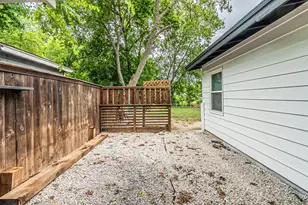 2510 Bluffton Dr, Dallas, TX 75228 - Photo 31
