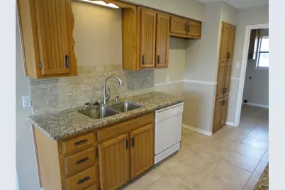 7517 Cimarron Drive, North Richland Hills, TX 76182 - Photo 5