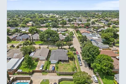 11623 Lochlynn Circle, Dallas, TX 75228 - Photo 31