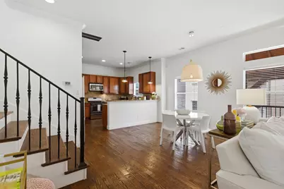 1715 Lewis Court, Dallas, TX 75206 - Photo 11
