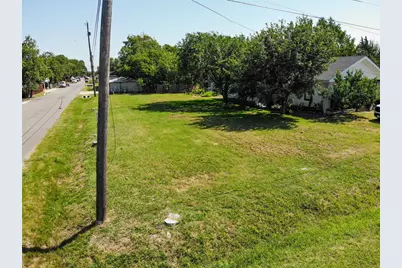 302 S New Mexico Street, Celina, TX 75009 - Photo 3