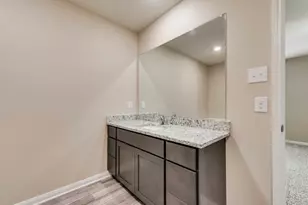 228 Ridgeland Oak Dr, Fort Worth, TX 76120 - Photo 9