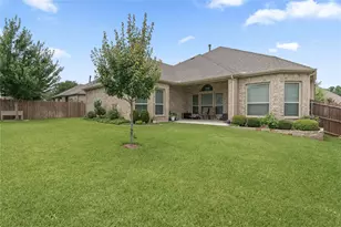 2108 Venice Dr, Corinth, TX 76210 - Photo 19