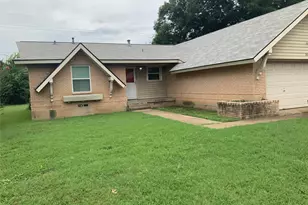 1421 N 9th St, Midlothian, TX 76065 - Photo 1