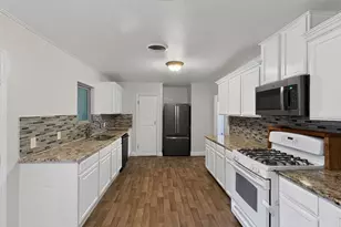 702 N U.S. Hwy 69, Celeste, TX 75423 - Photo 9
