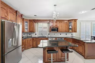 2014 Rumson Dr, Arlington, TX 76006 - Photo 13