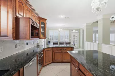 2014 Rumson Drive, Arlington, TX 76006 - Photo 11
