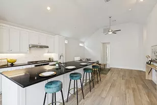 8117 Radnor Rd, Dallas, TX 75231 - Photo 11