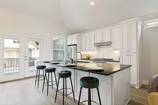 8117 Radnor Rd, Dallas, TX 75231 - Photo 9