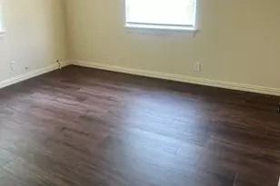 106 Tipton St, Whitesboro, TX 76273 - Photo 5