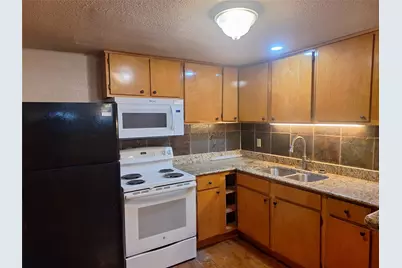 1705 Chris Craft Drive #2, Grapevine, TX 76051 - Photo 5