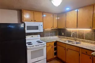 1705 Chris Craft Dr, Grapevine, TX 76051 - Photo 5