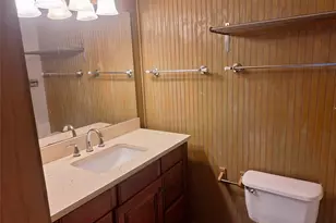1705 Chris Craft Dr, Grapevine, TX 76051 - Photo 9