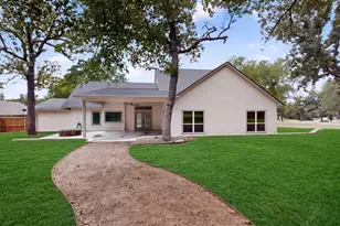 715 Kiowa Dr E, Gainesville, TX 76240 - Photo 35